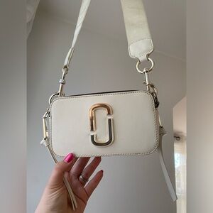 Marc Jacobs Snapshot - White